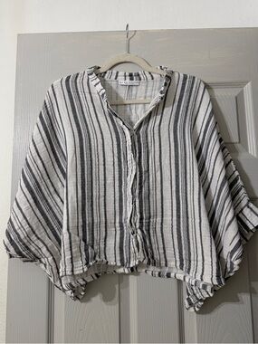 100% Cotton Bryn Walker Black & White Blouse size M, like new